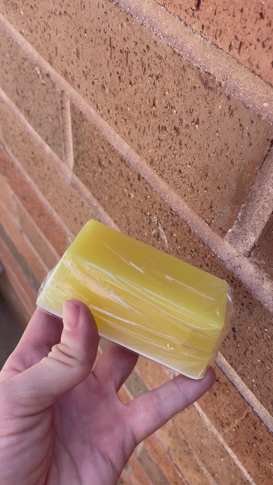 Color Changing Wax (yellow to blue) UV