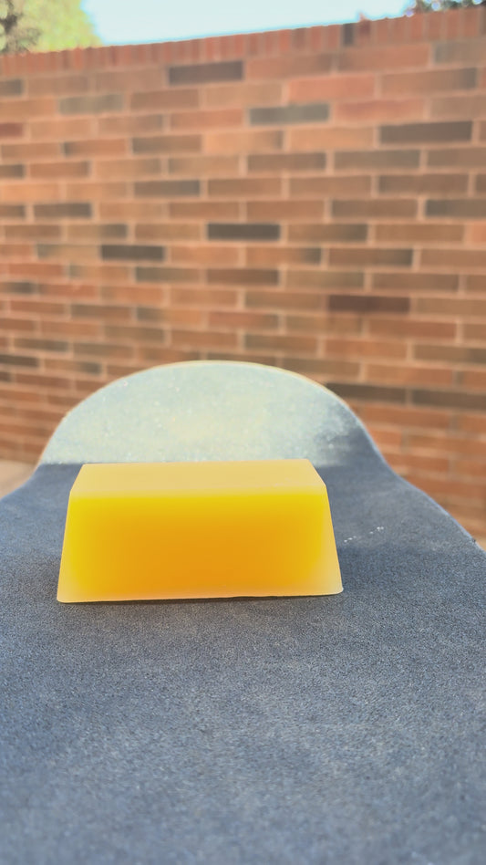 Color Changing Wax( Orange to Maroon)